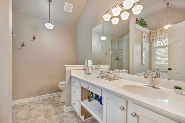 1107 Patterson Dr, Kingston Springs, TN 37082