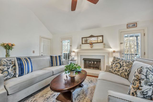 1107 Patterson Dr, Kingston Springs, TN 37082