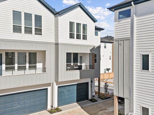 4840 Pinemont Drive, Houston, TX 77092