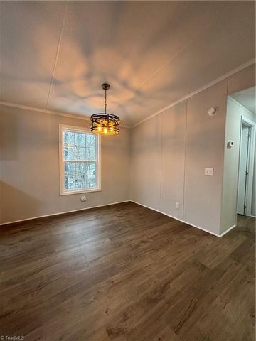 6260 Nc Highway 801, Mocksville, NC 27028