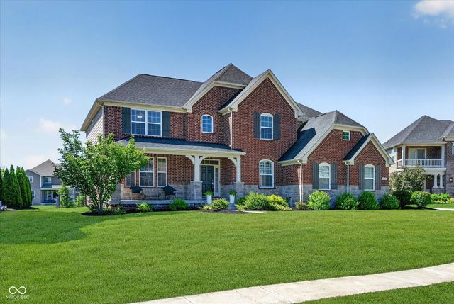 11137 Glen Avon Way, Zionsville, IN 46077