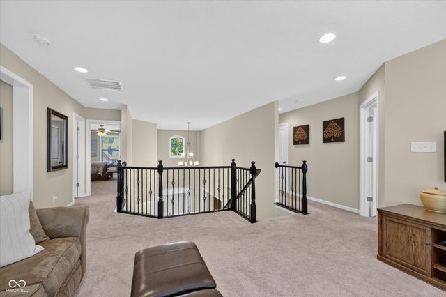 11137 Glen Avon Way, Zionsville, IN 46077