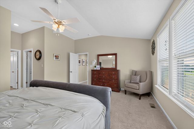 11137 Glen Avon Way, Zionsville, IN 46077