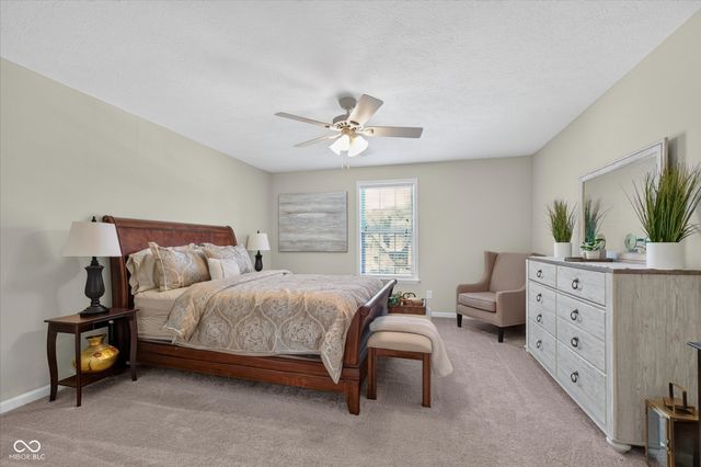 11137 Glen Avon Way, Zionsville, IN 46077