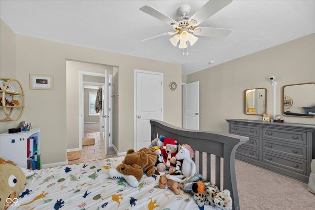 11137 Glen Avon Way, Zionsville, IN 46077