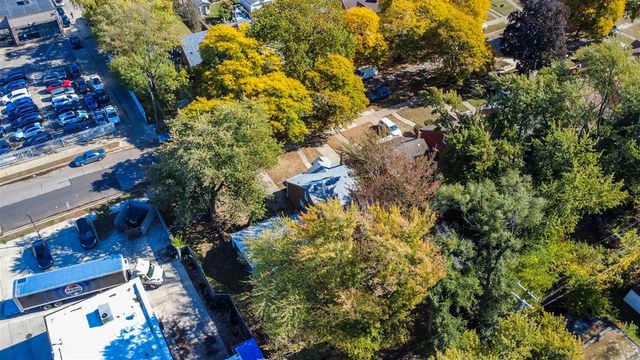 20569 Biltmore Street, Detroit, MI 48235