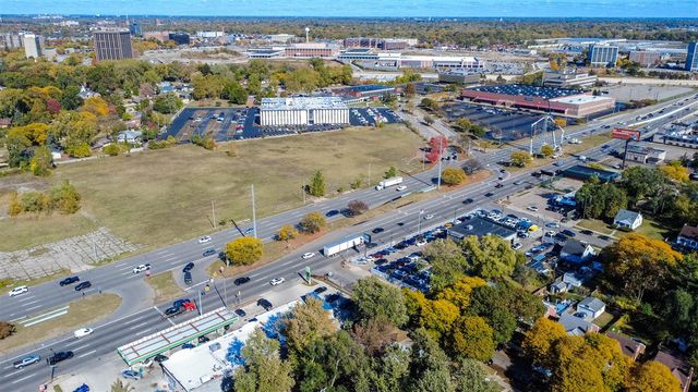 20569 Biltmore Street, Detroit, MI 48235