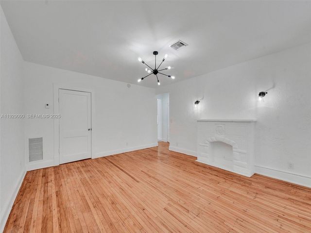 1656 Polk St 9, Hollywood, FL 33020