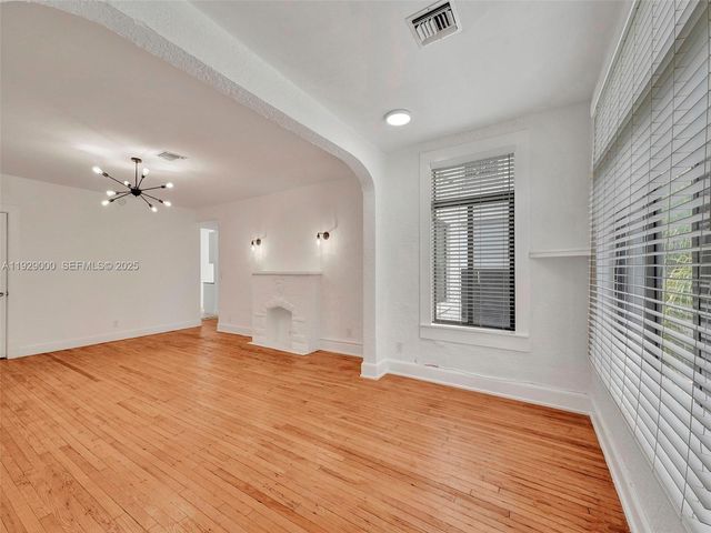 1656 Polk St 9, Hollywood, FL 33020