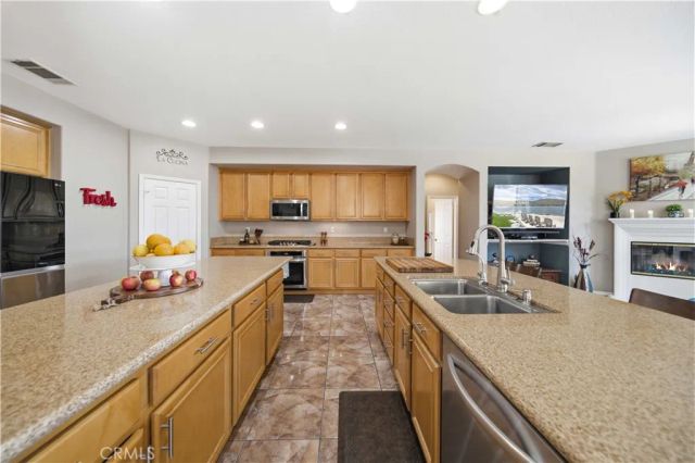 3907 Tournament, Palmdale, CA 93551