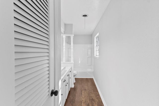 98 Orgain Street, Beaumont, TX 77707