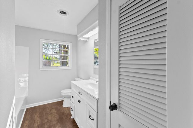 98 Orgain Street, Beaumont, TX 77707