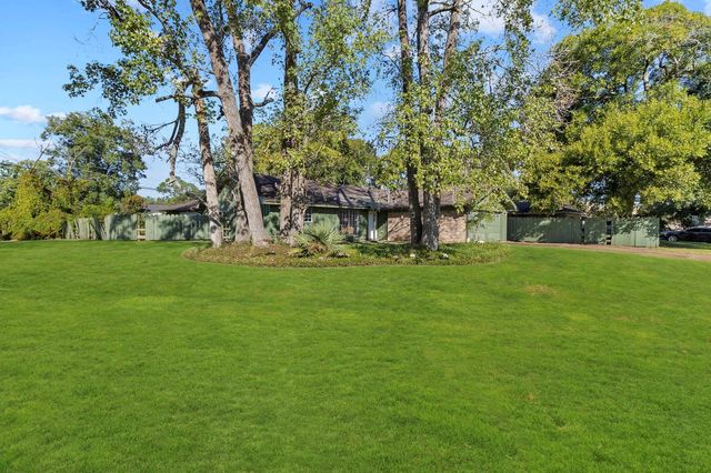 98 Orgain Street, Beaumont, TX 77707