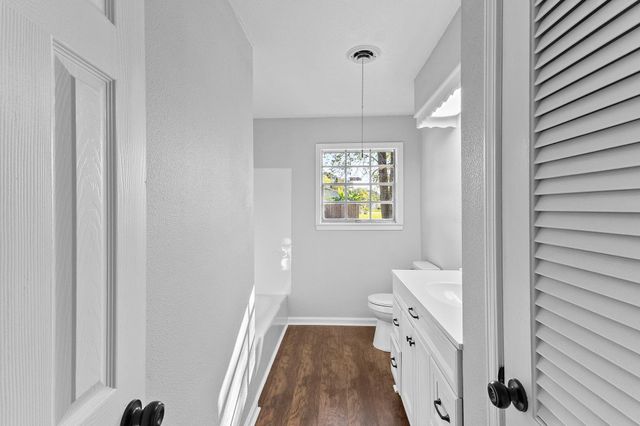 98 Orgain Street, Beaumont, TX 77707