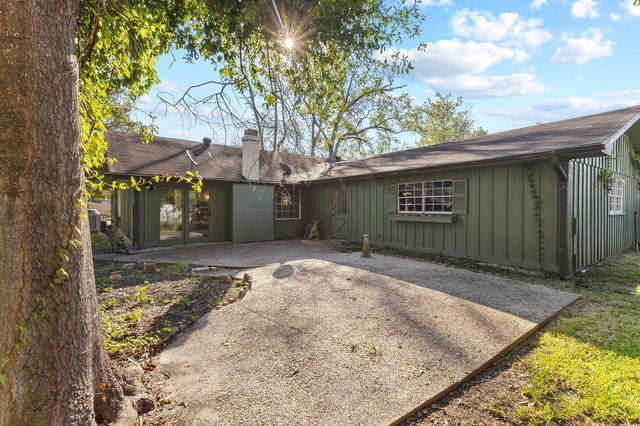 98 Orgain Street, Beaumont, TX 77707