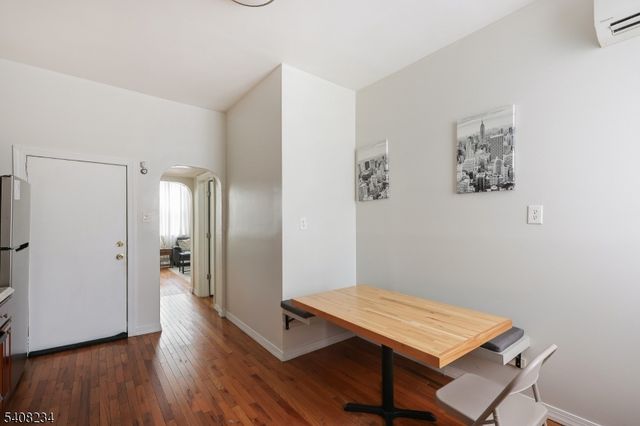 13 W 16Th St, Bayonne City, NJ 07002