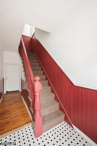 13 W 16Th St, Bayonne City, NJ 07002