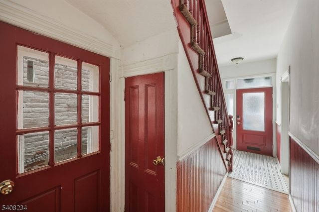 13 W 16Th St, Bayonne City, NJ 07002