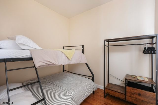 13 W 16Th St, Bayonne City, NJ 07002