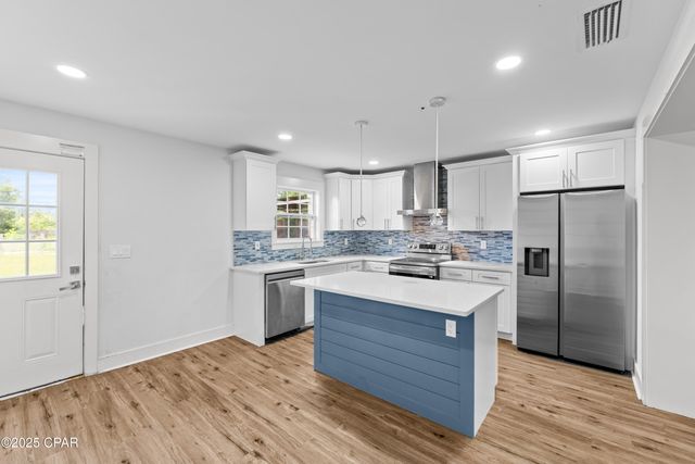339 N Comet Avenue, Panama City, FL 32404