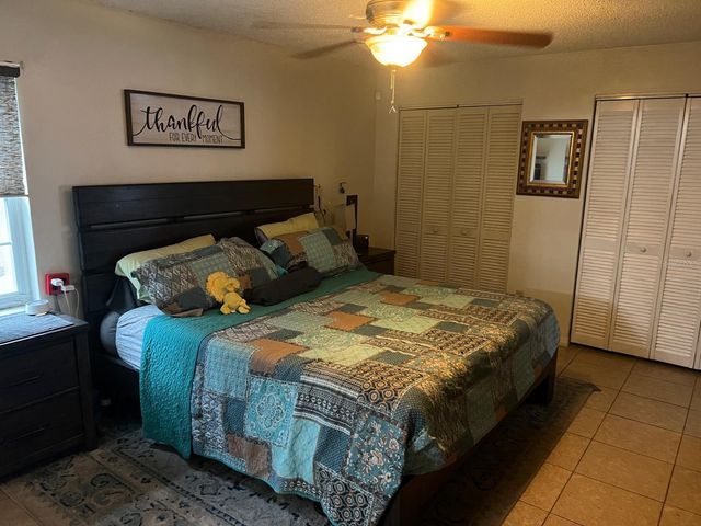 4912 E SERENA DRIVE, Tampa, FL 33617