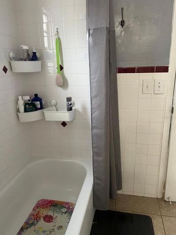 4912 E SERENA DRIVE, Tampa, FL 33617