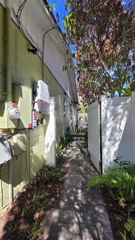 4912 E SERENA DRIVE, Tampa, FL 33617