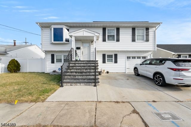 5 Jessie St, Carteret Boro, NJ 07008