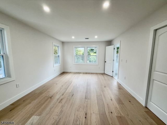 173 Lake Ave, Boonton Town, NJ 07005