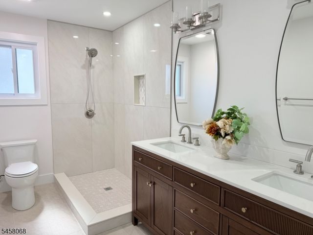 173 Lake Ave, Boonton Town, NJ 07005