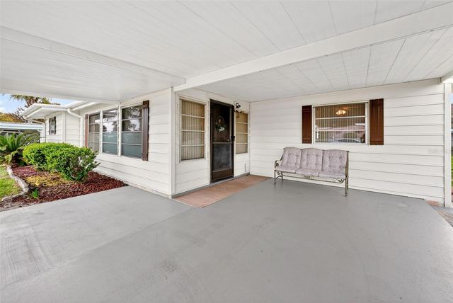 11914 HICKORY LANE, Tavares, FL 32778