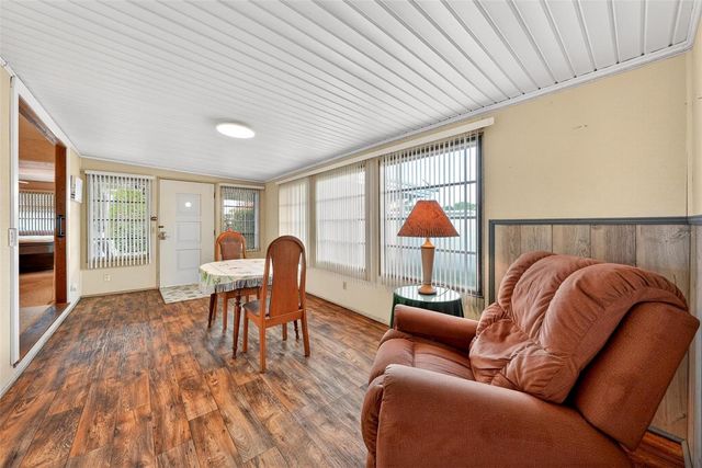 11914 HICKORY LANE, Tavares, FL 32778