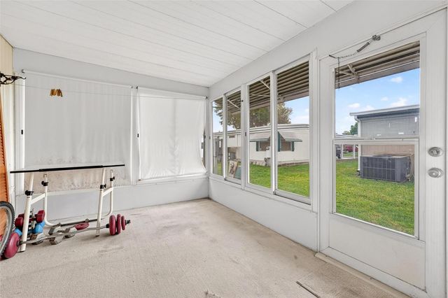 11914 HICKORY LANE, Tavares, FL 32778