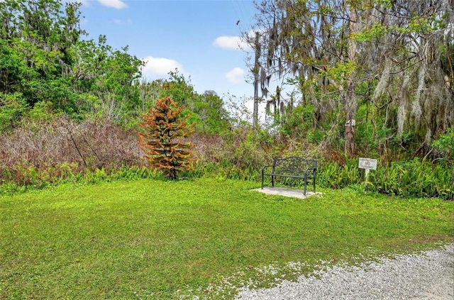 11914 HICKORY LANE, Tavares, FL 32778