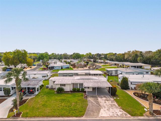 11914 HICKORY LANE, Tavares, FL 32778