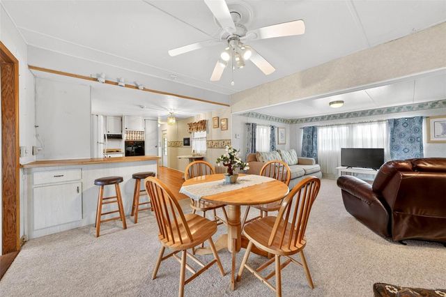 11914 HICKORY LANE, Tavares, FL 32778