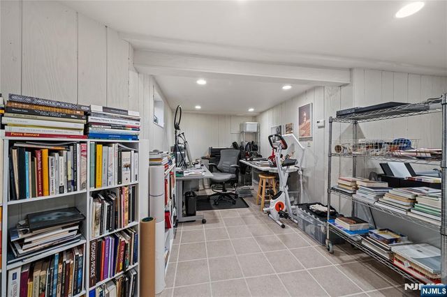 76 High Street, Nutley, NJ 07110