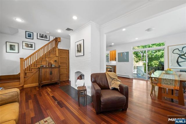 76 High Street, Nutley, NJ 07110