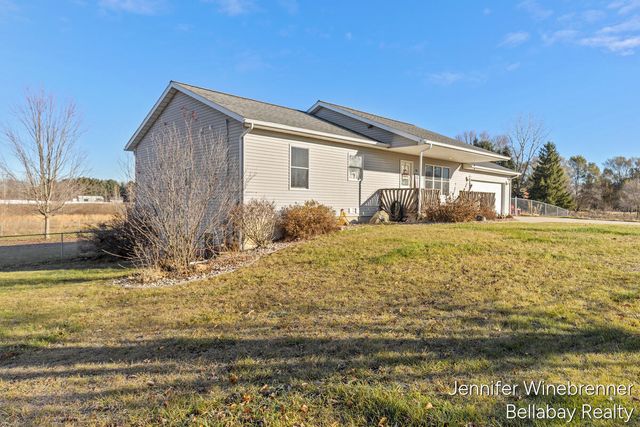 96 Jambrial Drive, Hastings, MI 49058