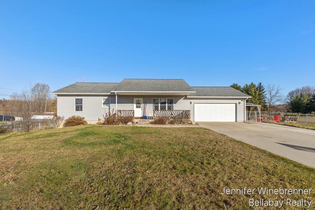 96 Jambrial Drive, Hastings, MI 49058