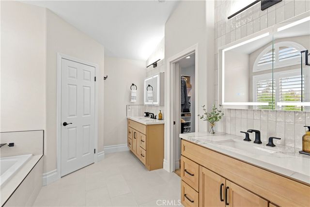 4370 Leonard Way, Corona, CA 92883