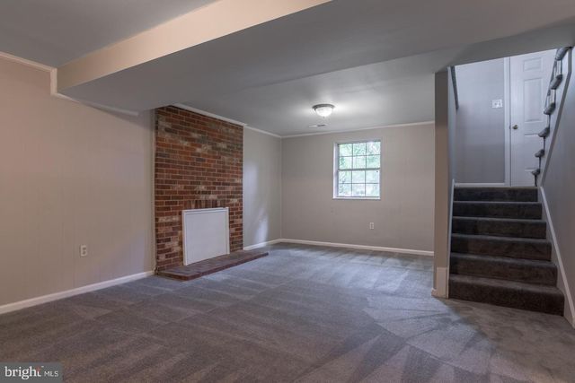 5592 SHANNON CT, Woodbridge, VA 22193