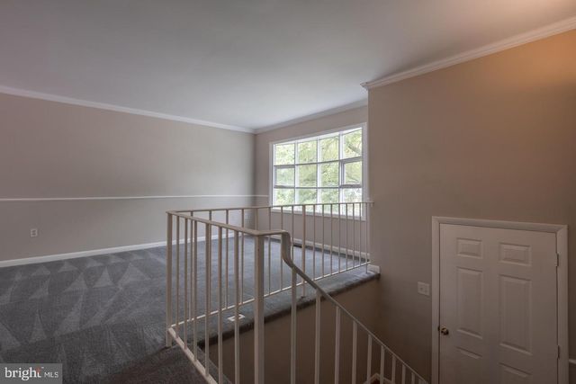 5592 SHANNON CT, Woodbridge, VA 22193