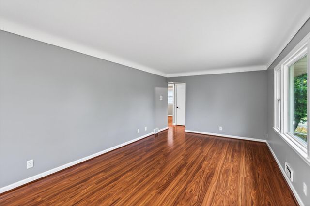 7614 Chicago Avenue S, Richfield, MN 55423