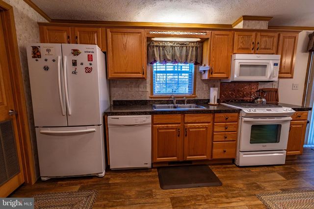 28 QUARTZ LN, Annville, PA 17003