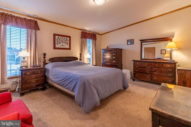 28 QUARTZ LN, Annville, PA 17003