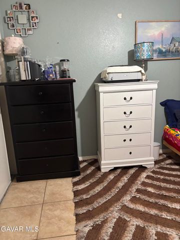 3107 E Avenue R-5, Palmdale, CA 93550