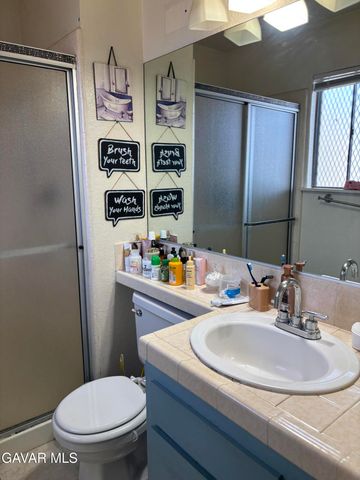 3107 E Avenue R-5, Palmdale, CA 93550