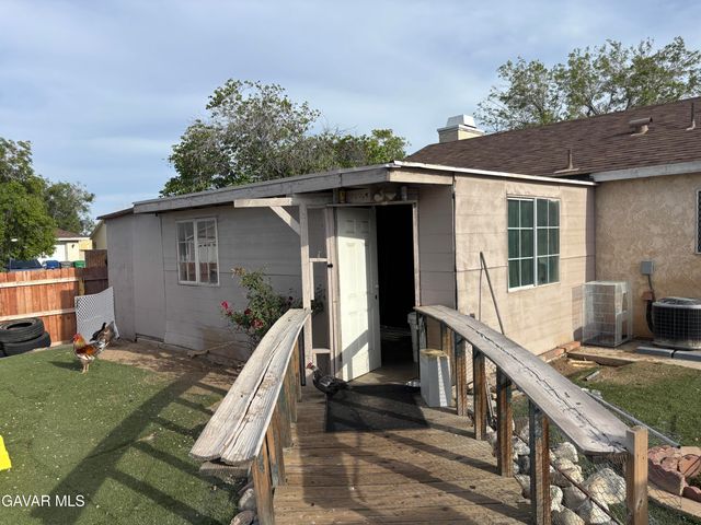 3107 E Avenue R-5, Palmdale, CA 93550
