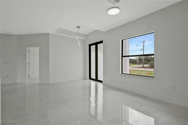 3800 24th ST SW, Lehigh Acres, FL 33976